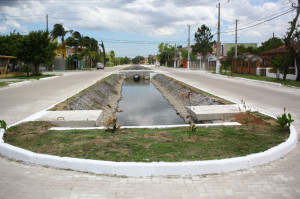 ESPÍRITO SANTO : UMA AVENIDA TRANSFORMADA NO LARANJAL