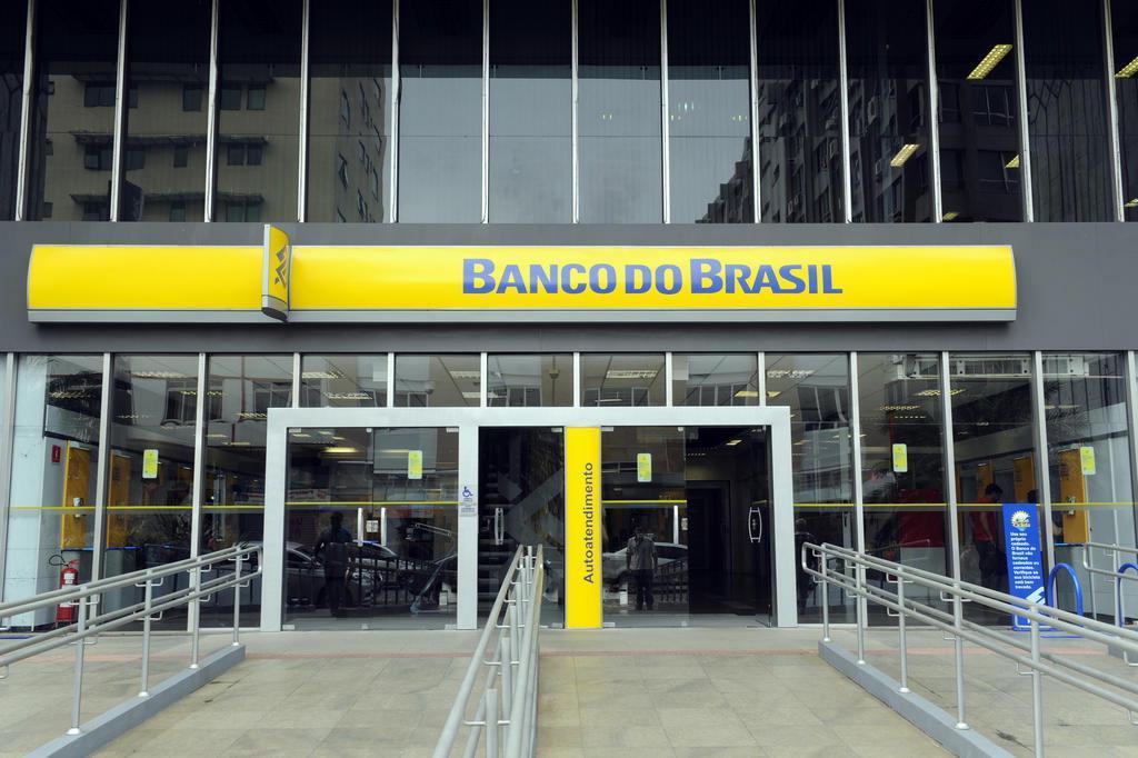 Pelotas - Banco do Brasil é invadido por criminosos