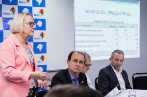 SAÚDE : GOVERNO DO ESTADO REGULARIZA REPASSES PARA MUNICÍPIOS