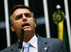 Bolsonaro viaja ao Chile para se reunir com líderes da América do Sul