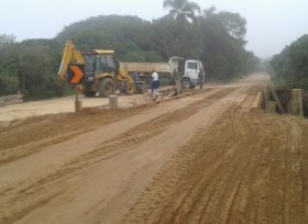 Secretaria de Desenvolvimento Rural trabalha na recuperação de pontes do interior de Pelotas 