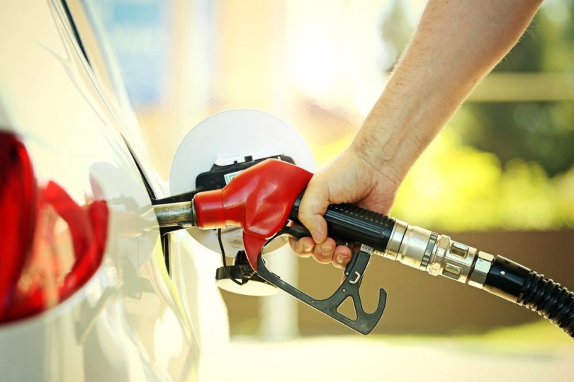 Temer anuncia redução de R$ 0,46 no litro do preço do diesel