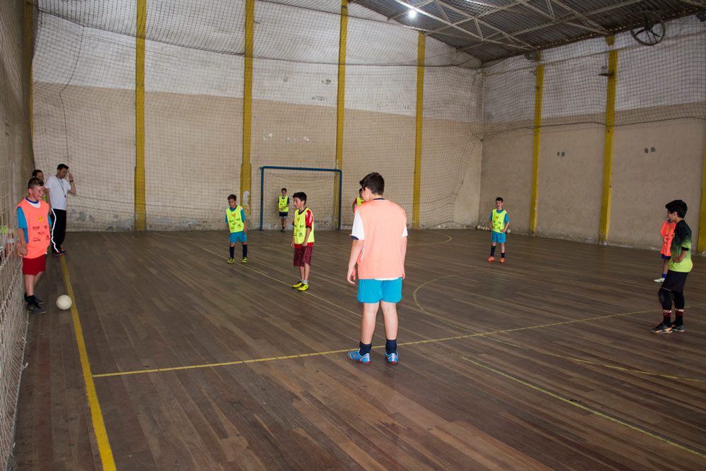 Pelotas- Escolinha de Futsal Souza participará de jogos fora de casa