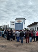 Funcionários da Cosulati paralisam atividades em protesto a atrasos salariais