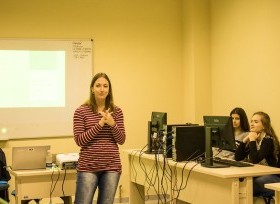 Palestra sobre fake news lota auditório do Campus II da UFPel